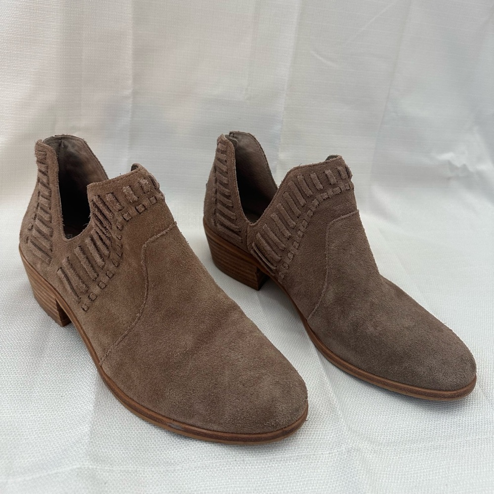 Vince Camuto Women's Taupe Suede Ankle Booties